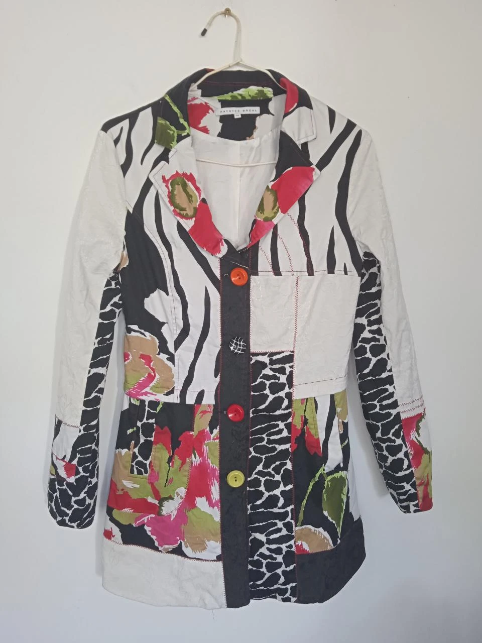 Veste 3/4 style blazer long, brodée très colorée, Patrice Bréal taille 38